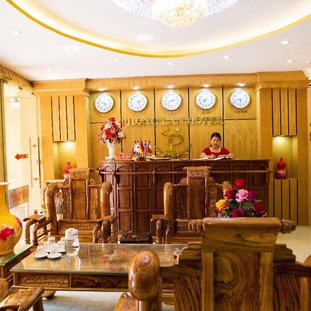 Phong Lan Hotel Son La Exteriör bild