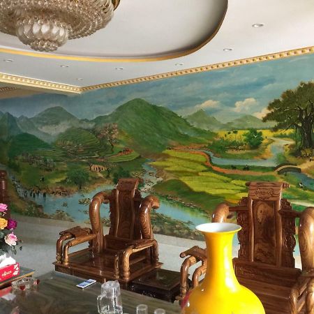 Phong Lan Hotel Son La Exteriör bild